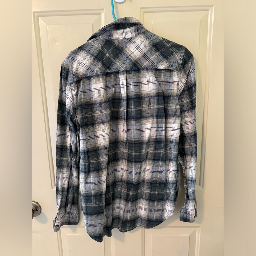 Carhartt button down - Picture 3 of 3